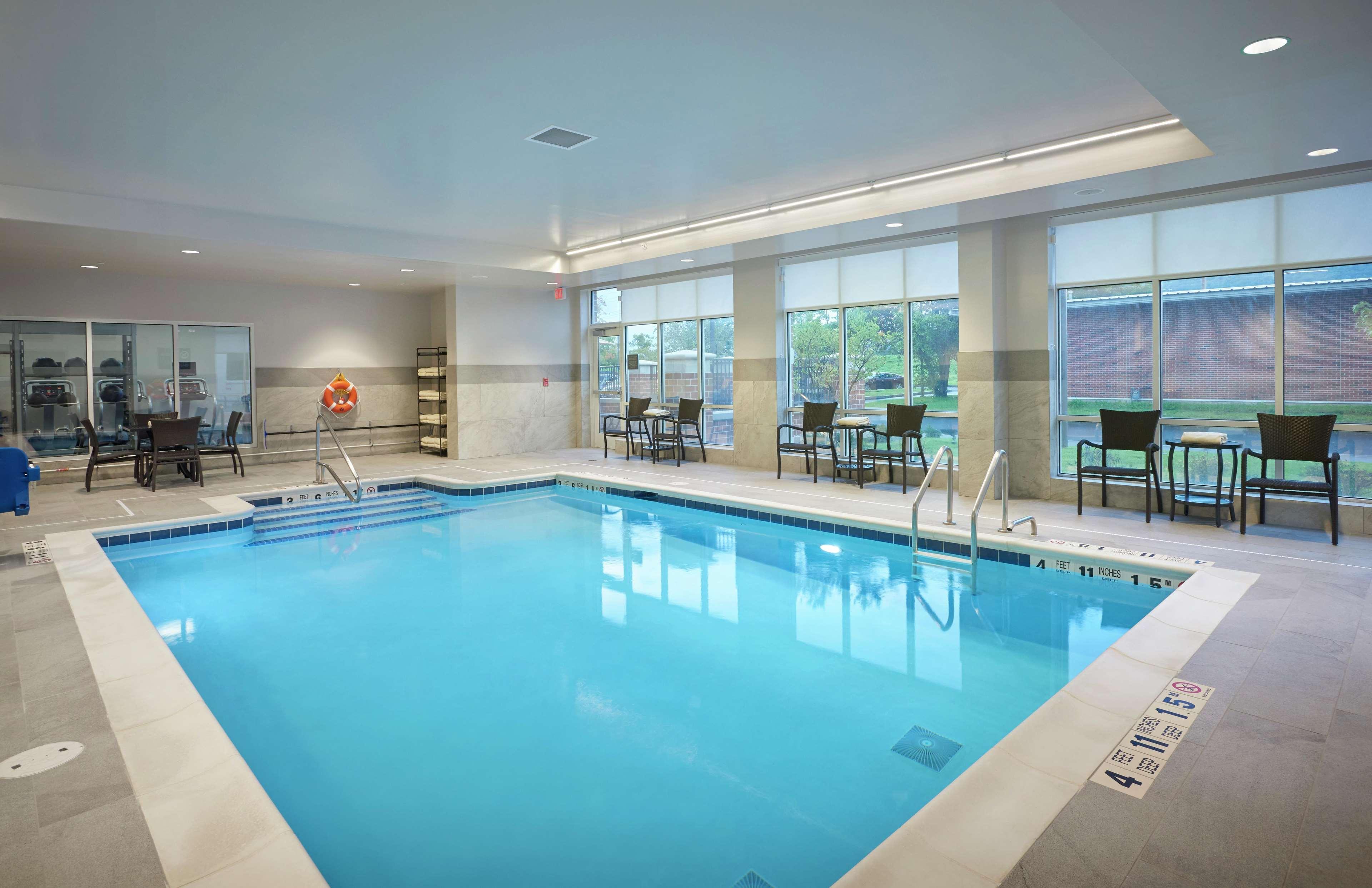 Hilton Garden Inn Corning Downtown Bagian luar foto