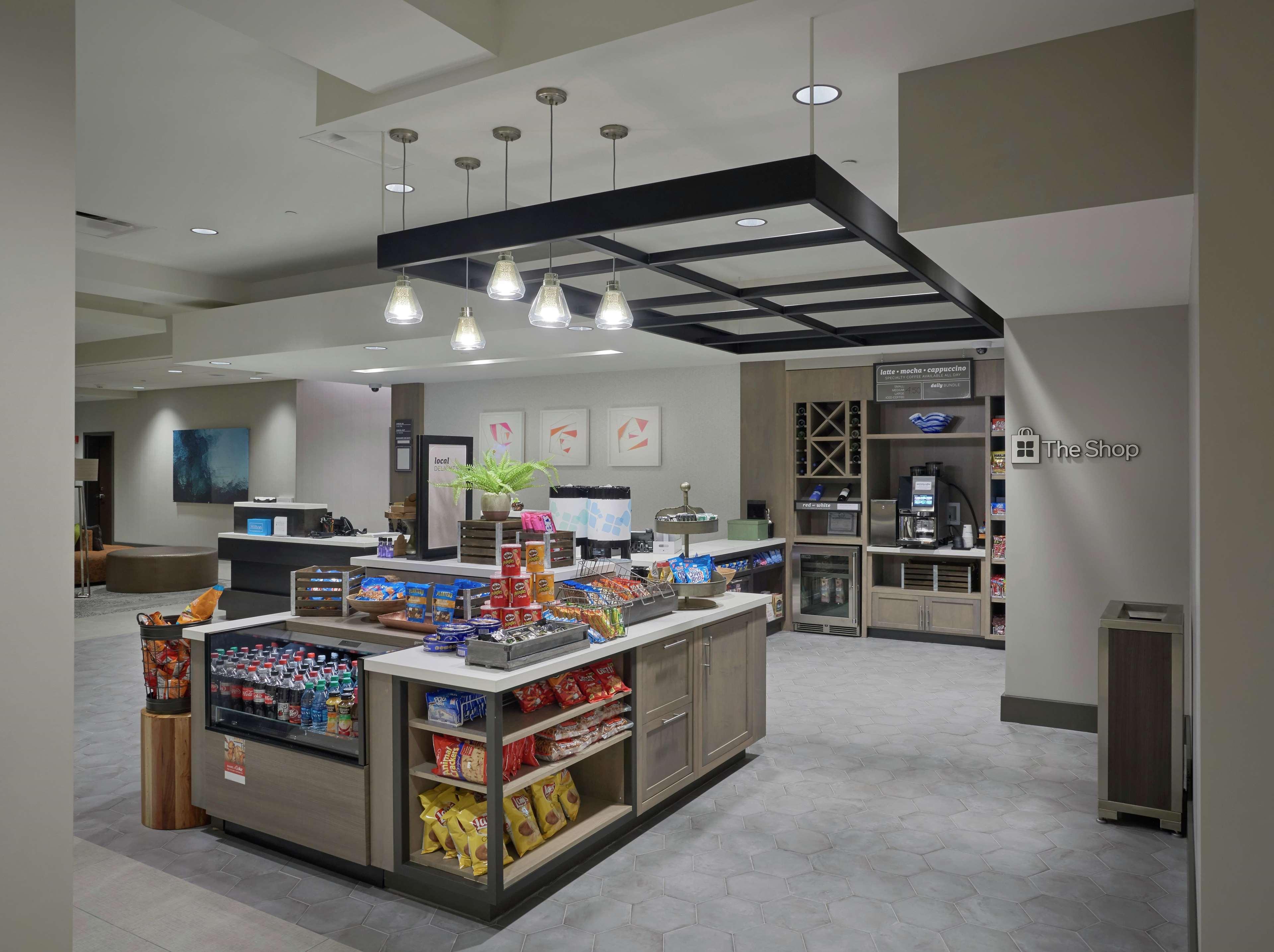 Hilton Garden Inn Corning Downtown Bagian luar foto