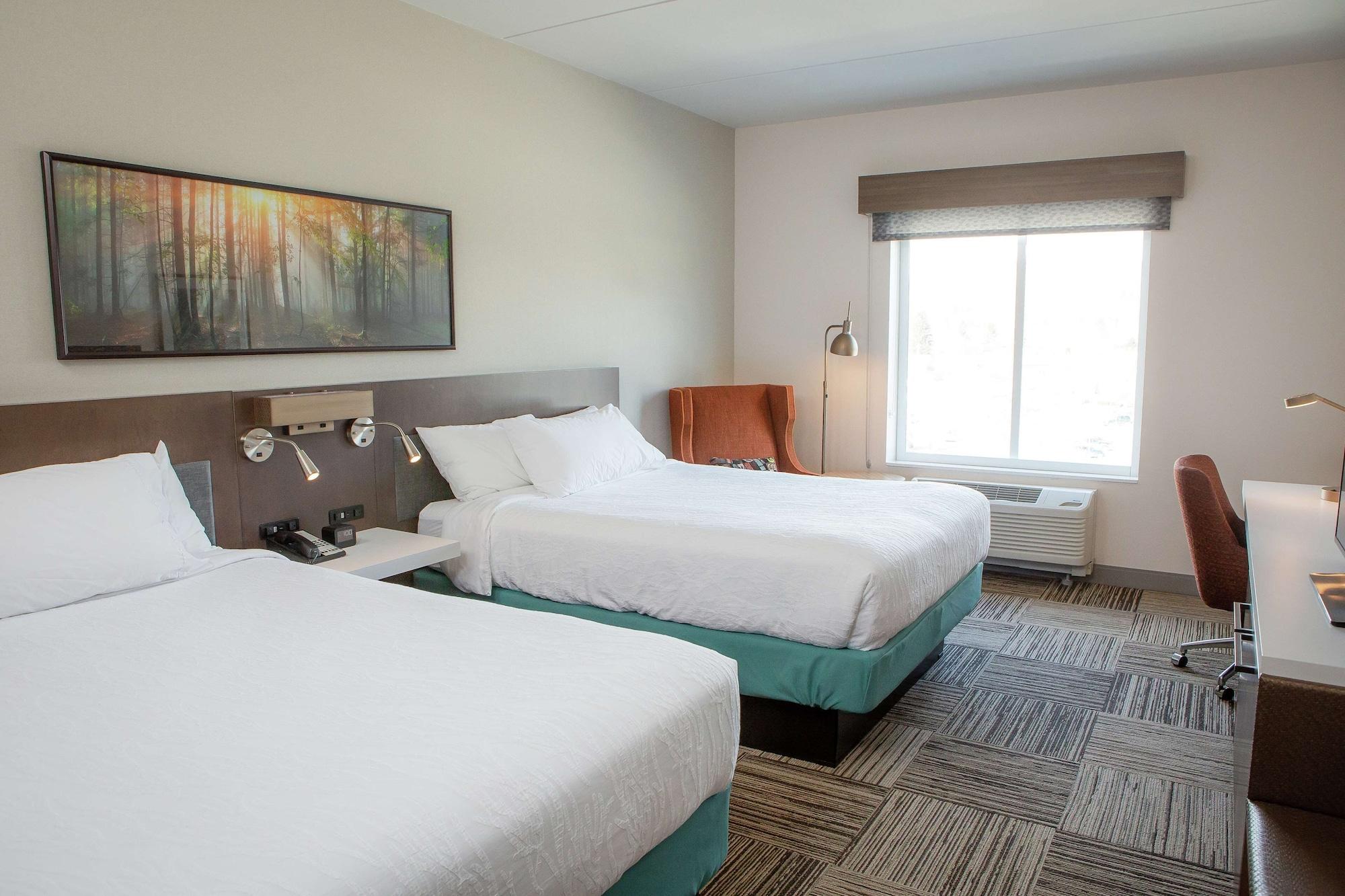 Hilton Garden Inn Corning Downtown Bagian luar foto